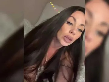 -Hennessy-  live sex cam
