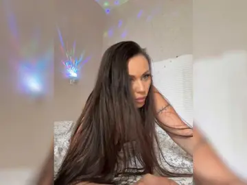-Hennessy-  live sex cam