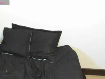 Bellaroch  live sex cam