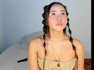 Bellaroch  live sex cam