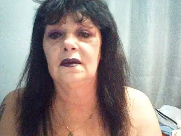 Charms  live sex cam