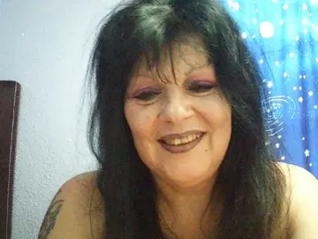 Charms  live sex cam
