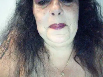 Charms  live sex cam