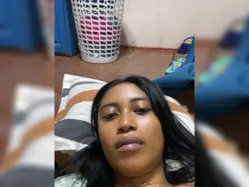 Dremyfirt  live sex cam