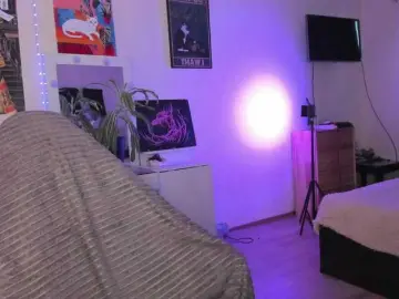 Greeenfriends6969  live sex cam