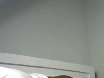 Juicygirl-1  live sex cam