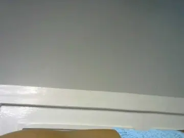 Juicygirl-1  live sex cam