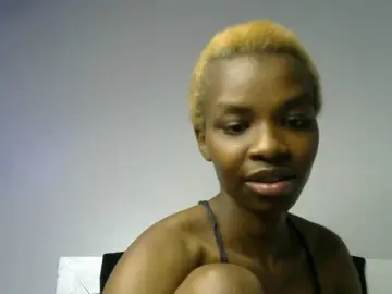 Juicygirl-1  live sex cam