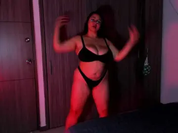 LunaaHatzel  live sex cam