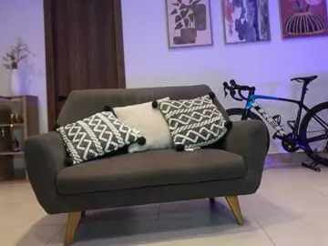 Nahomixjones  live sex cam
