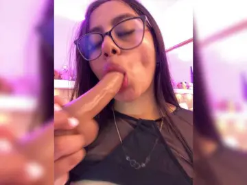 SamanthaaBrownn  live sex cam