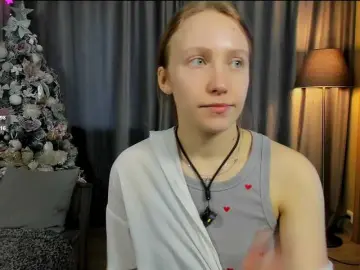 SwettyEllis  live sex cam