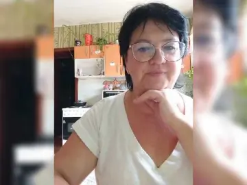 Tanya19722  live sex cam