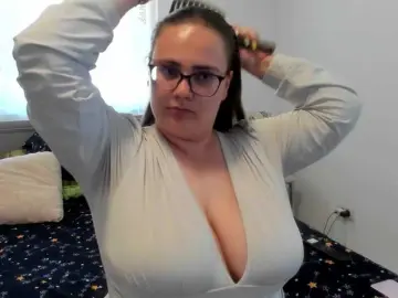 Amiravyxen  live sex cam
