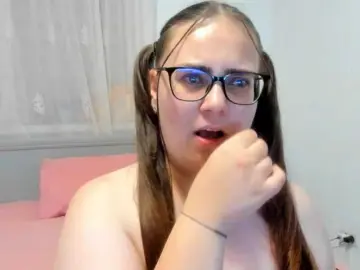 Amiravyxen  live sex cam