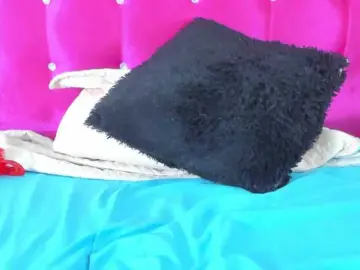 Celena-squirt  live sex cam