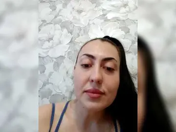 777Regina777  live sex cam