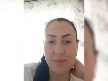 777Regina777  live sex cam
