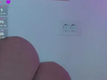 AbbyWhite  live sex cam