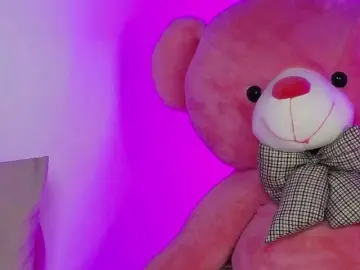 AbbyWhite  live sex cam