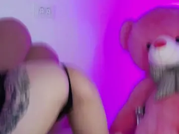 AbbyWhite  live sex cam