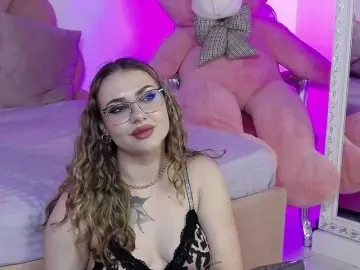 AbbyWhite  live sex cam