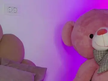 AbbyWhite  live sex cam