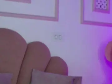 AbbyWhite  live sex cam