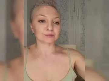 Anesteishen  live sex cam