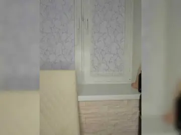 Anesteishen  live sex cam