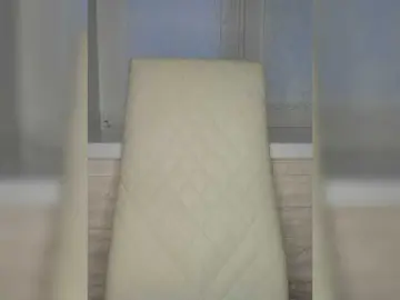 Anesteishen  live sex cam
