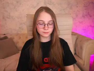 ArrinaWairr  live sex cam