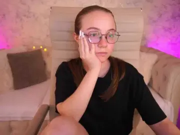 ArrinaWairr  live sex cam