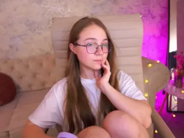 ArrinaWairr  live sex cam