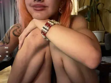 MaryHankinson  live sex cam