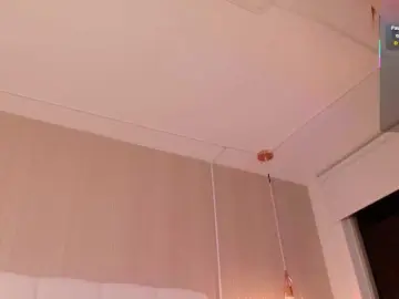 Mia-Starr  live sex cam