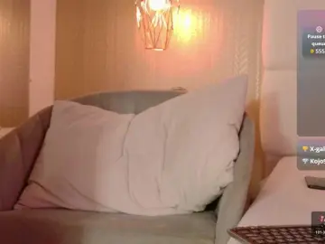 Mia-Starr  live sex cam