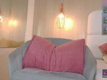 Mia-Starr  live sex cam