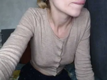 NoraSweet  live sex cam