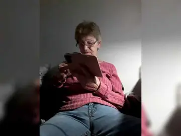 Reife-dame  live sex cam