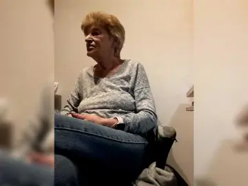 Reife-dame  live sex cam