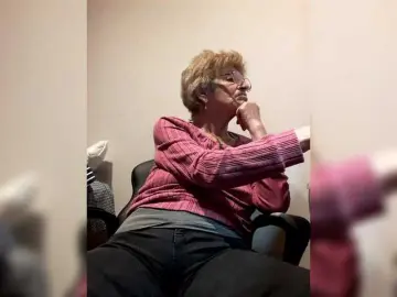 Reife-dame  live sex cam