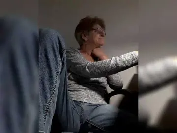 Reife-dame  live sex cam