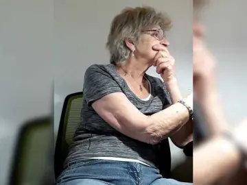 Reife-dame  live sex cam