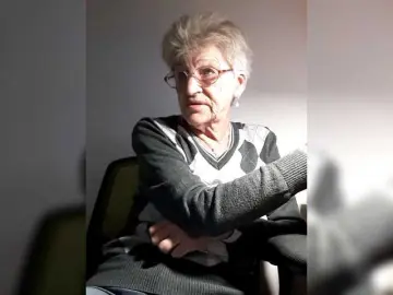 Reife-dame  live sex cam