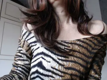 Deadivina  live sex cam