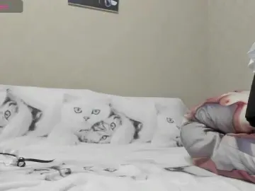 Dolka0333  live sex cam