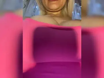 Emiliiaaa  live sex cam