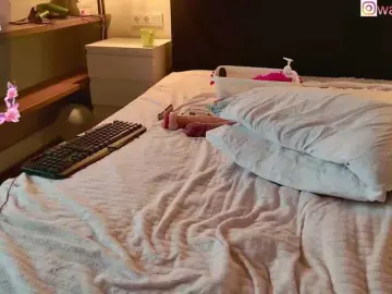 KatyaCherry  live sex cam