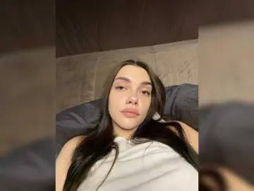KiskaMi1  live sex cam